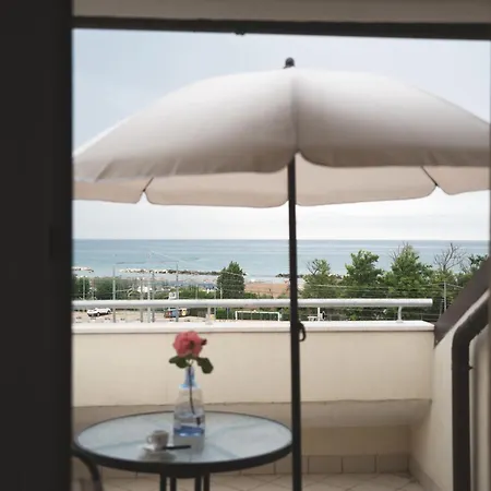 Cucci House Lido Riccio Apartment