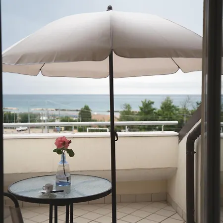 Cucci House Lido Riccio Appartement